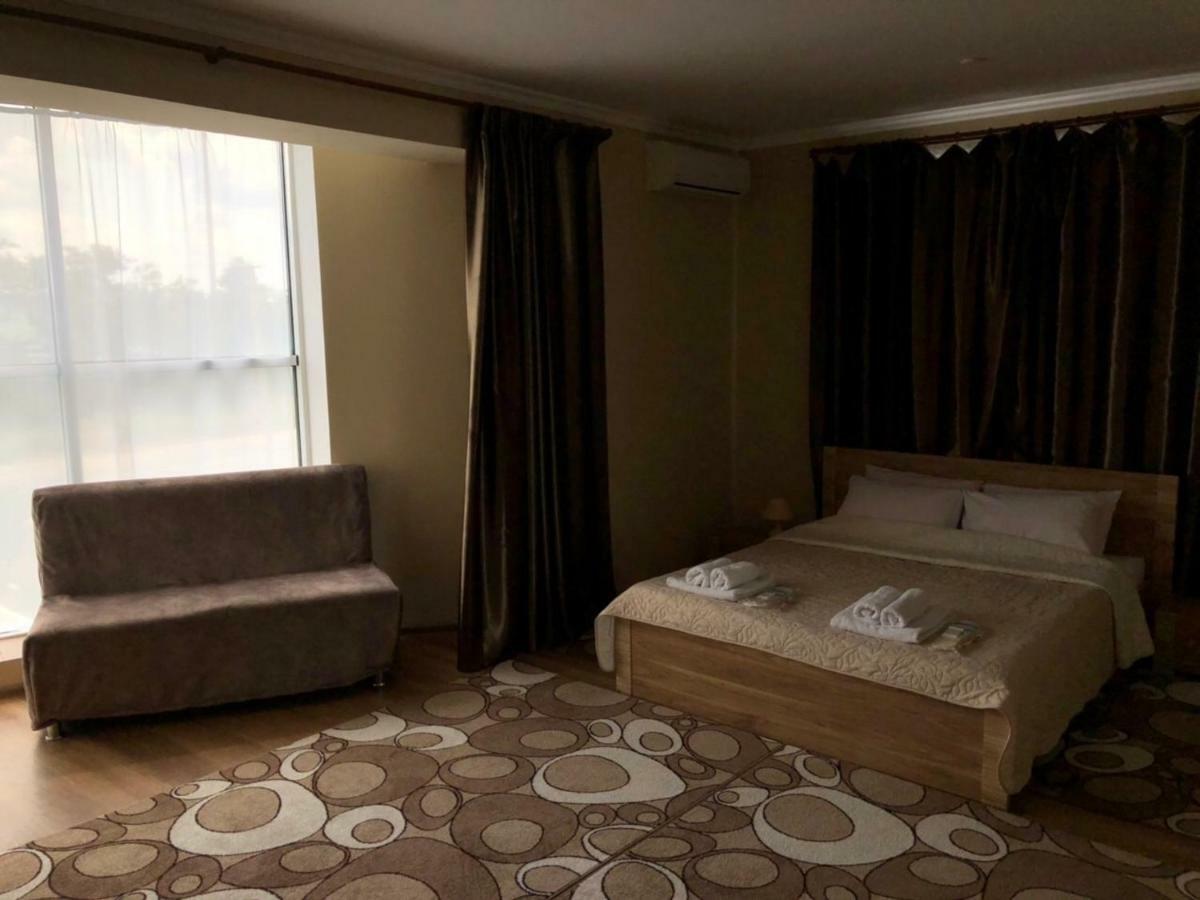 Apelsin Hotel Bilhorod-Dnistrovsʼkyy Eksteriør billede
