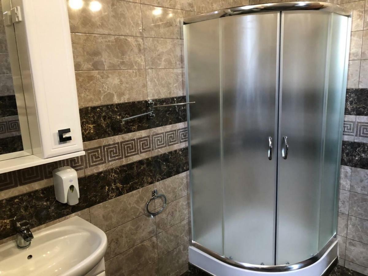 Apelsin Hotel Bilhorod-Dnistrovsʼkyy Eksteriør billede
