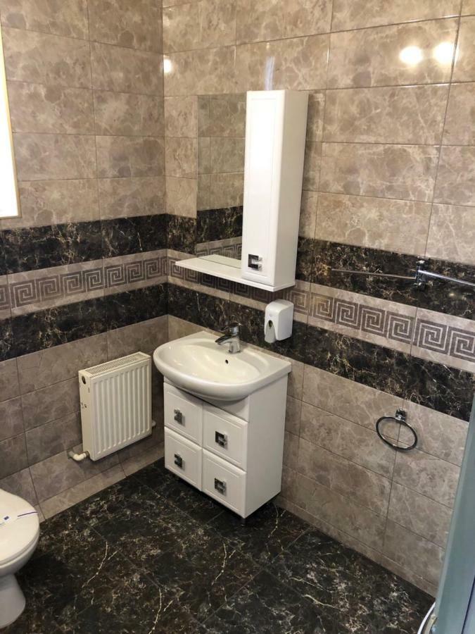 Apelsin Hotel Bilhorod-Dnistrovsʼkyy Eksteriør billede